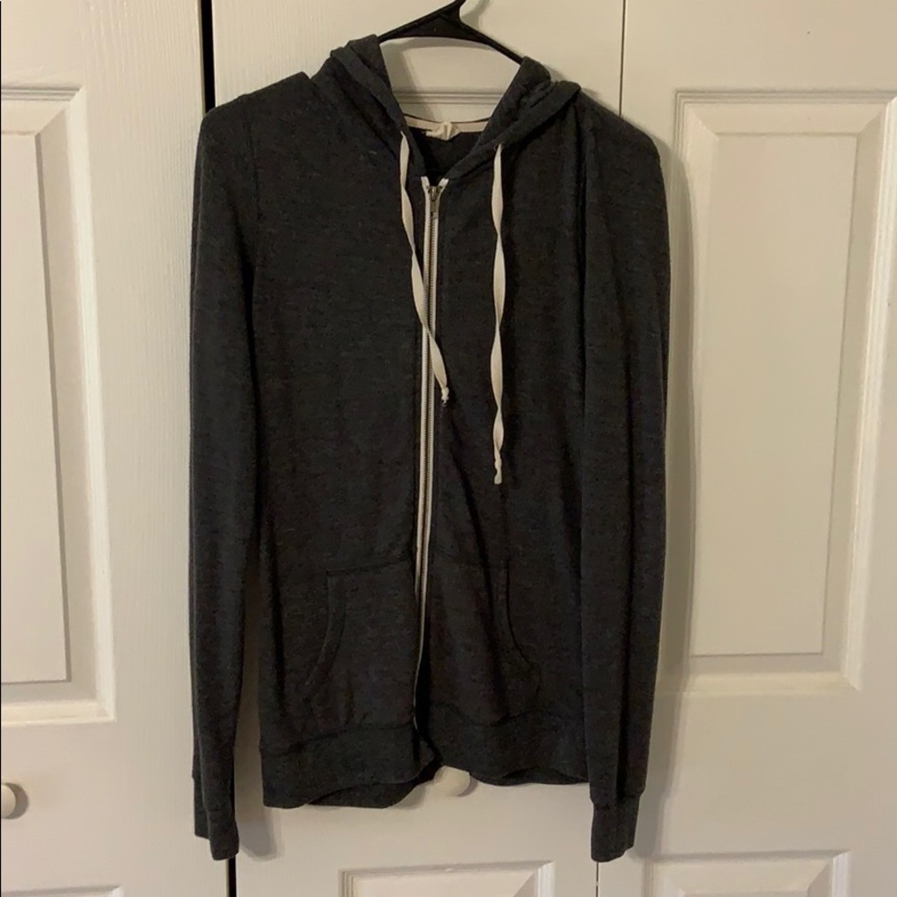 Grey hoodie zip up